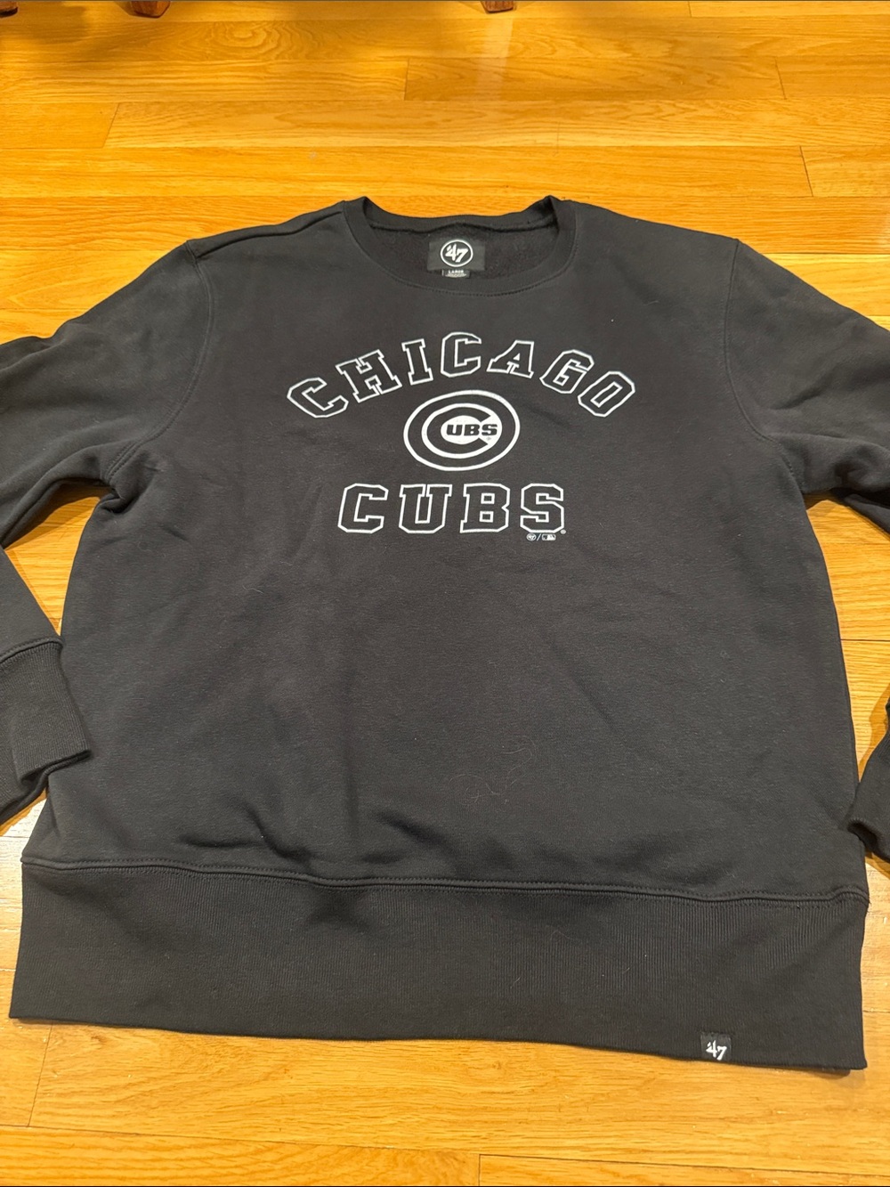 ‘47 brand mens Chicago cubs sweatshirt size large .